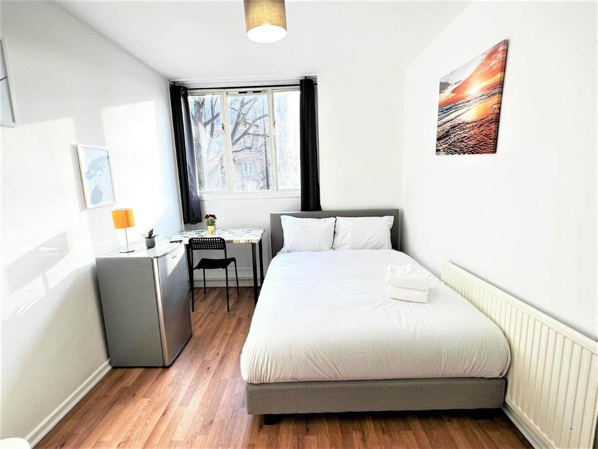 Guest house Stepney 17 Double Bedrooms