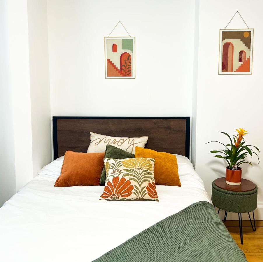 Zozy Happy Land Guest house