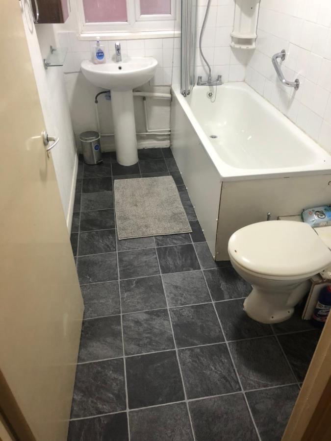 Apartamento Lovely One Bed To Rent *