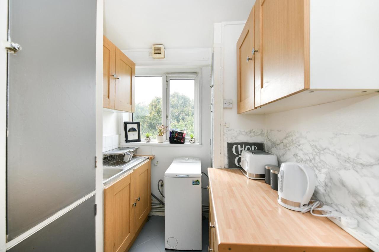 Lovely 2 -bedroom Unit In Greater London