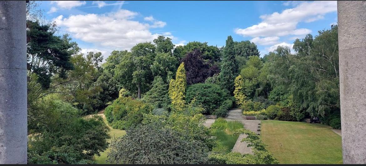 Hampstead Opulence - Luxurious Split Level Apartment *