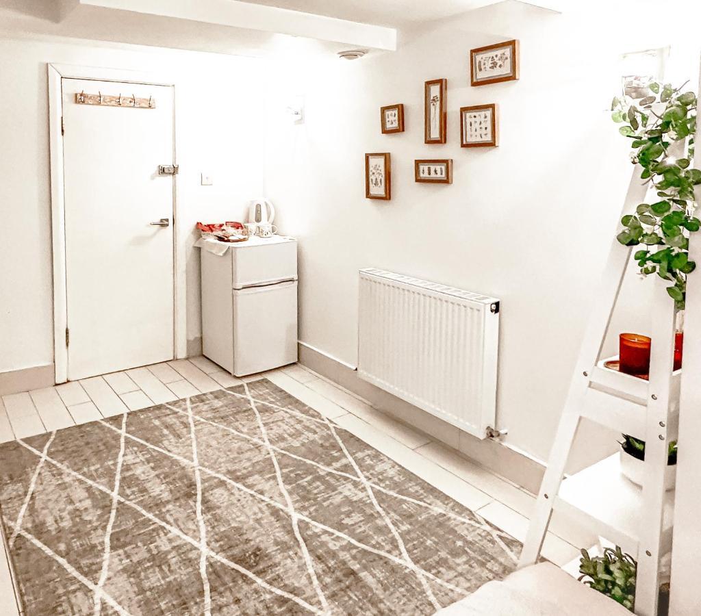 Zozy Happy Land Guest house