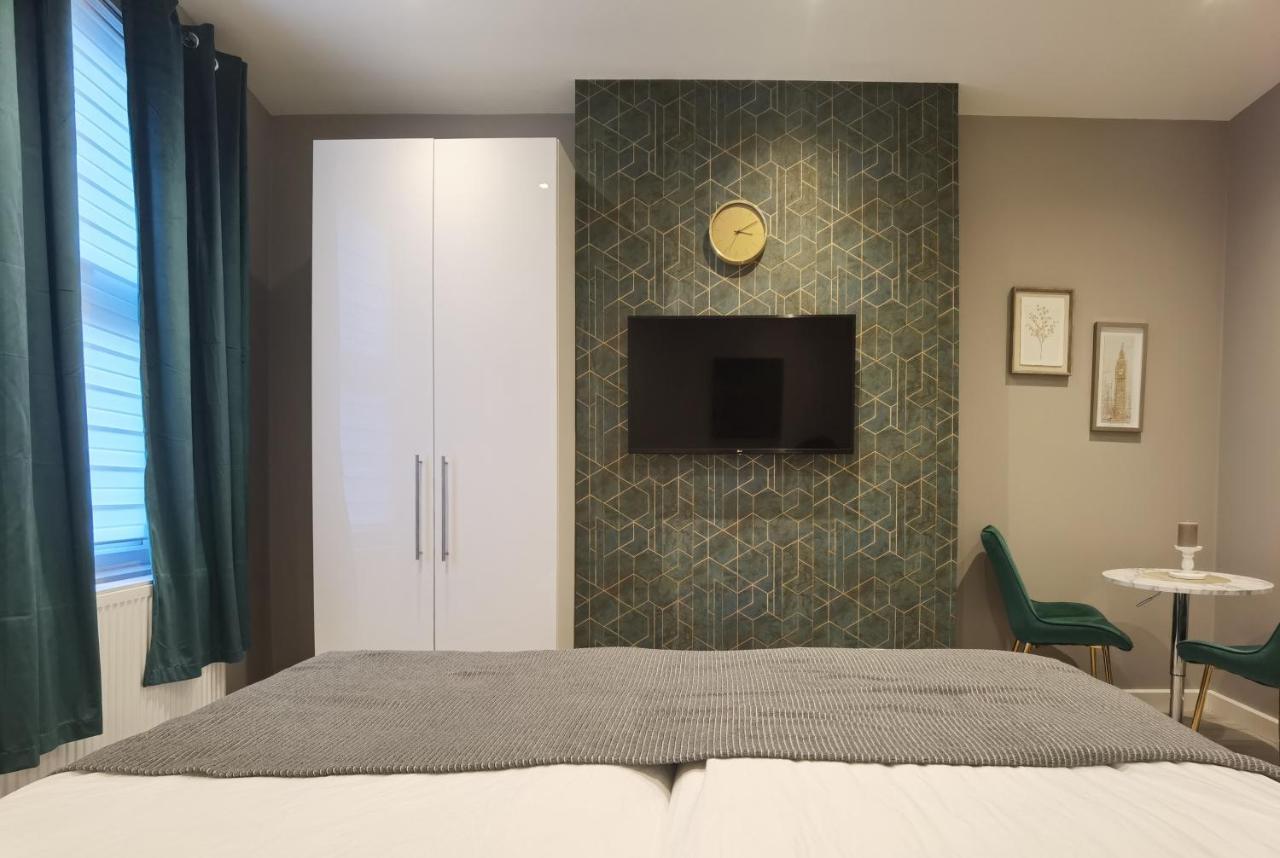Double Homestay London
