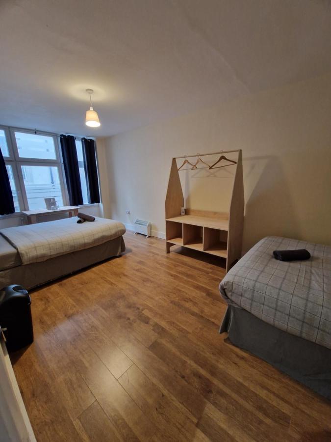 Privatunterkunft Affordable In Shared Flat, Bridge *