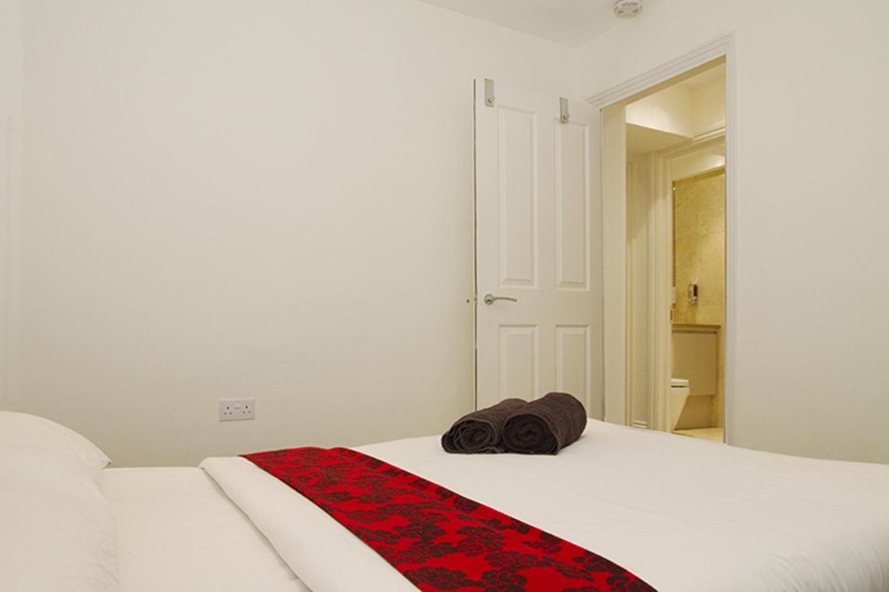 Holiday Lets - C London