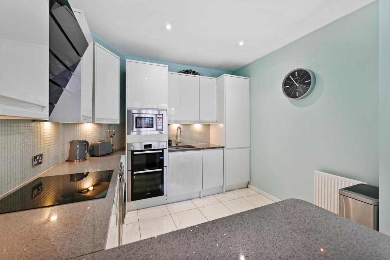 Hampstead Opulence - Luxurious Split Level Apartment *