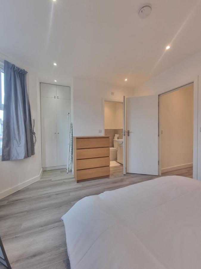Apartment Comfortable Flat In Sw