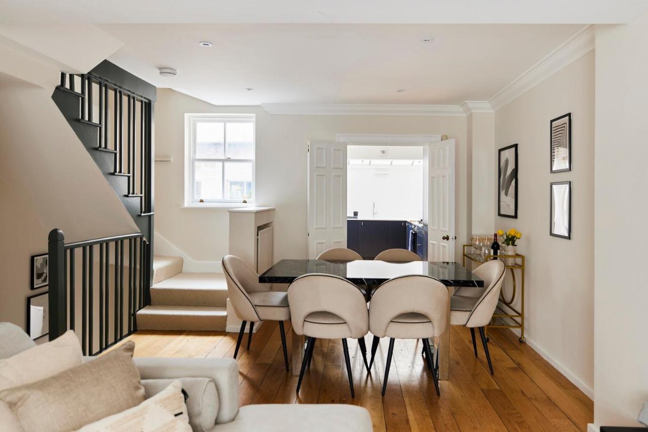The South Kensington Wonder - Trendy 3bdr House With Garden Apartment London