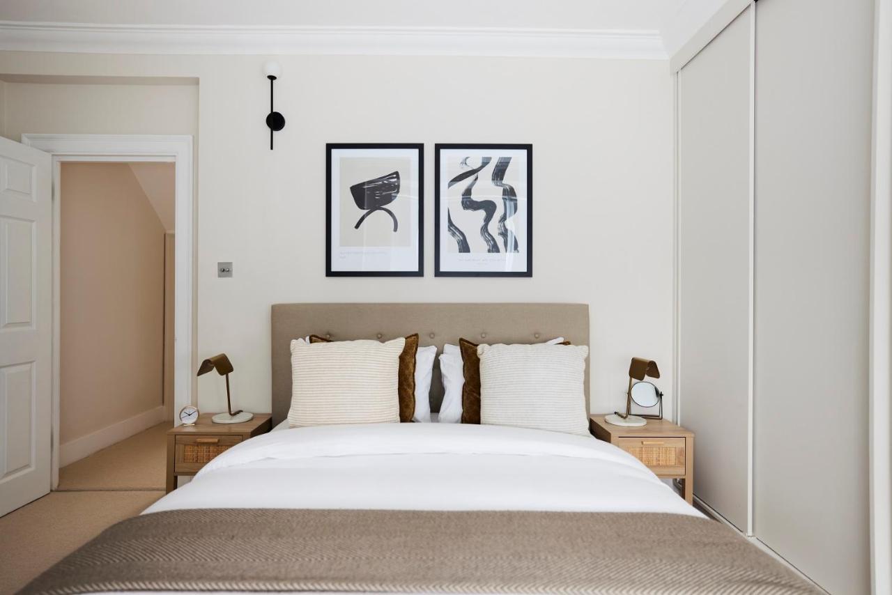 The South Kensington Wonder - Trendy 3bdr House With Garden London