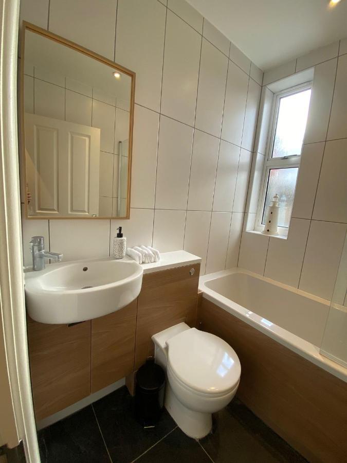 New Stylish Fulham - 2 Bed Apartamento Londres