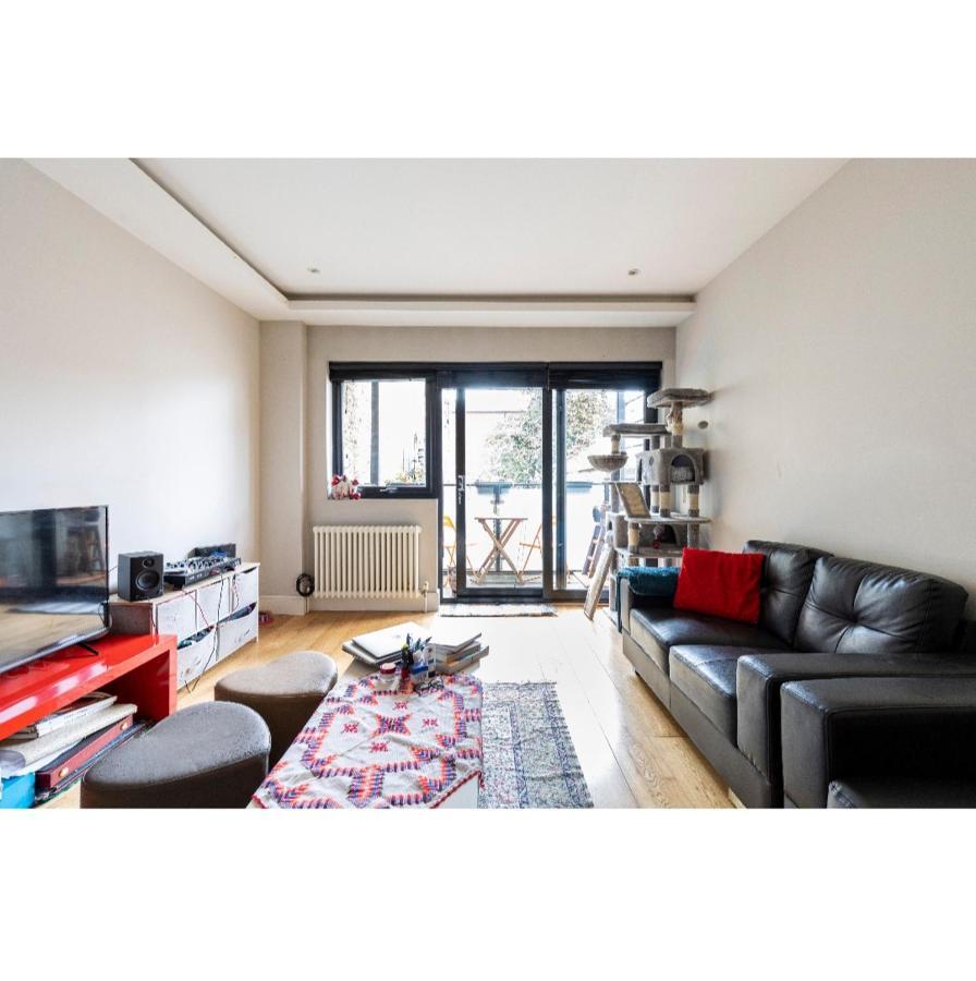 Superior King Guest house London