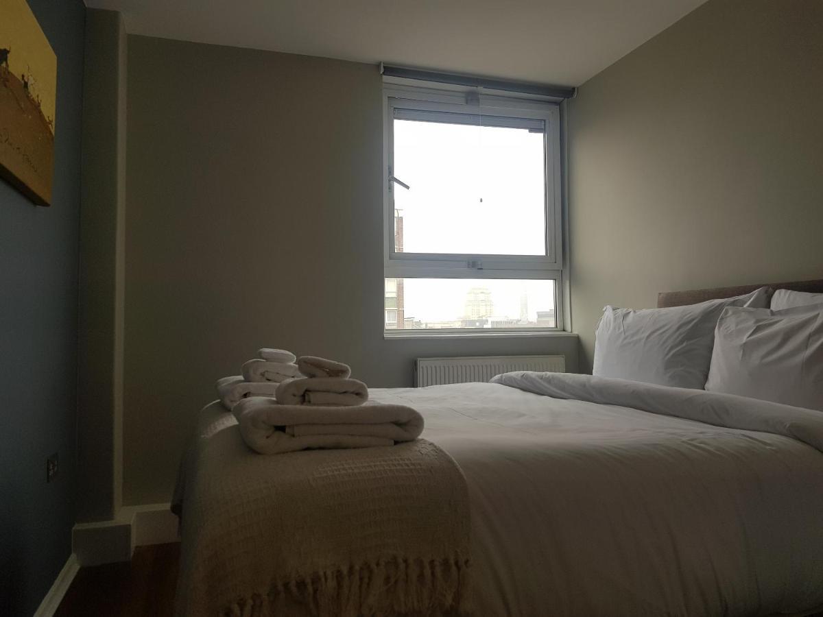 Beautiful 3-bedroom Flat With Stunning Views Apartment *