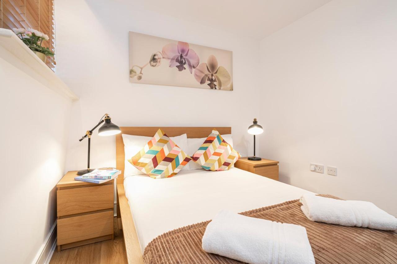 Farringdon Apartment London