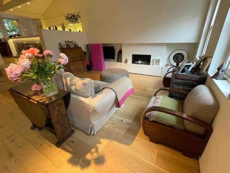 Beautiful Kensington Flat *