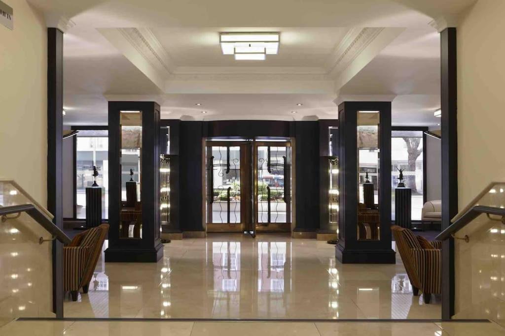 Elegant 1 Bedroom Flat Near Harrods Apartment *