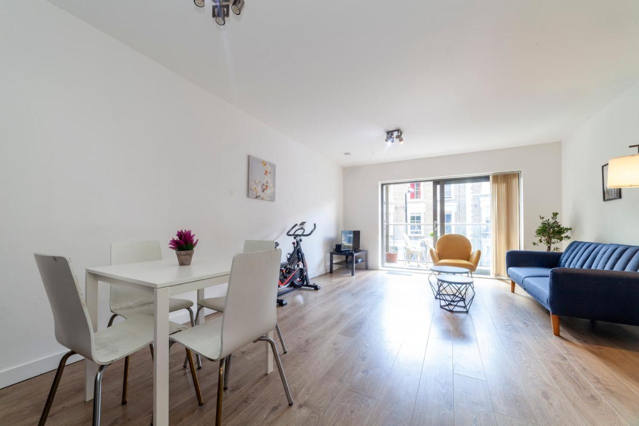 Apartment Modern 3bdr Flat W Large Balcony, Kentish Town *