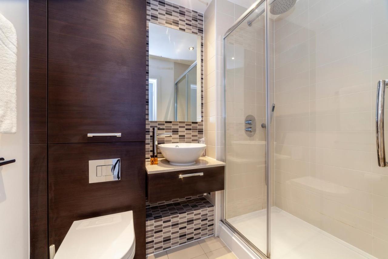Modern 3bdr Flat W Large Balcony, Kentish Town Apartment London