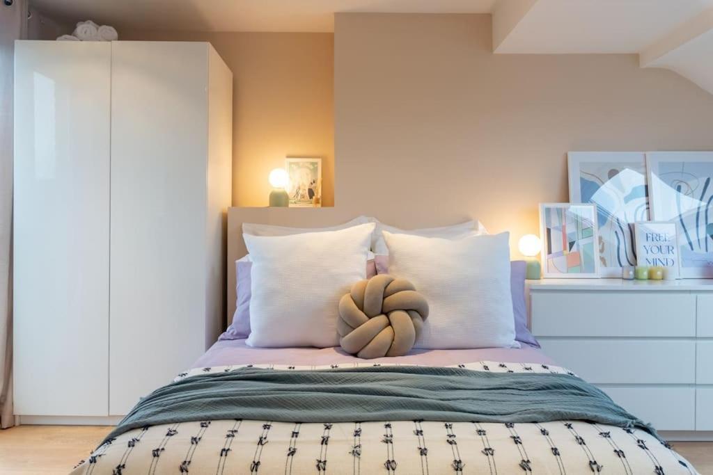 Dahomey - Streatham - *