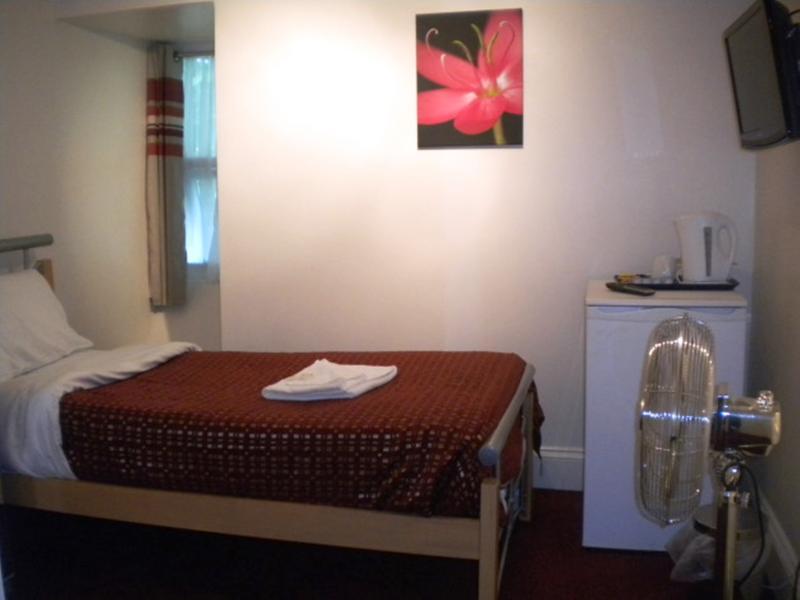 Royal 2 Hammersmith Gasthof 3*