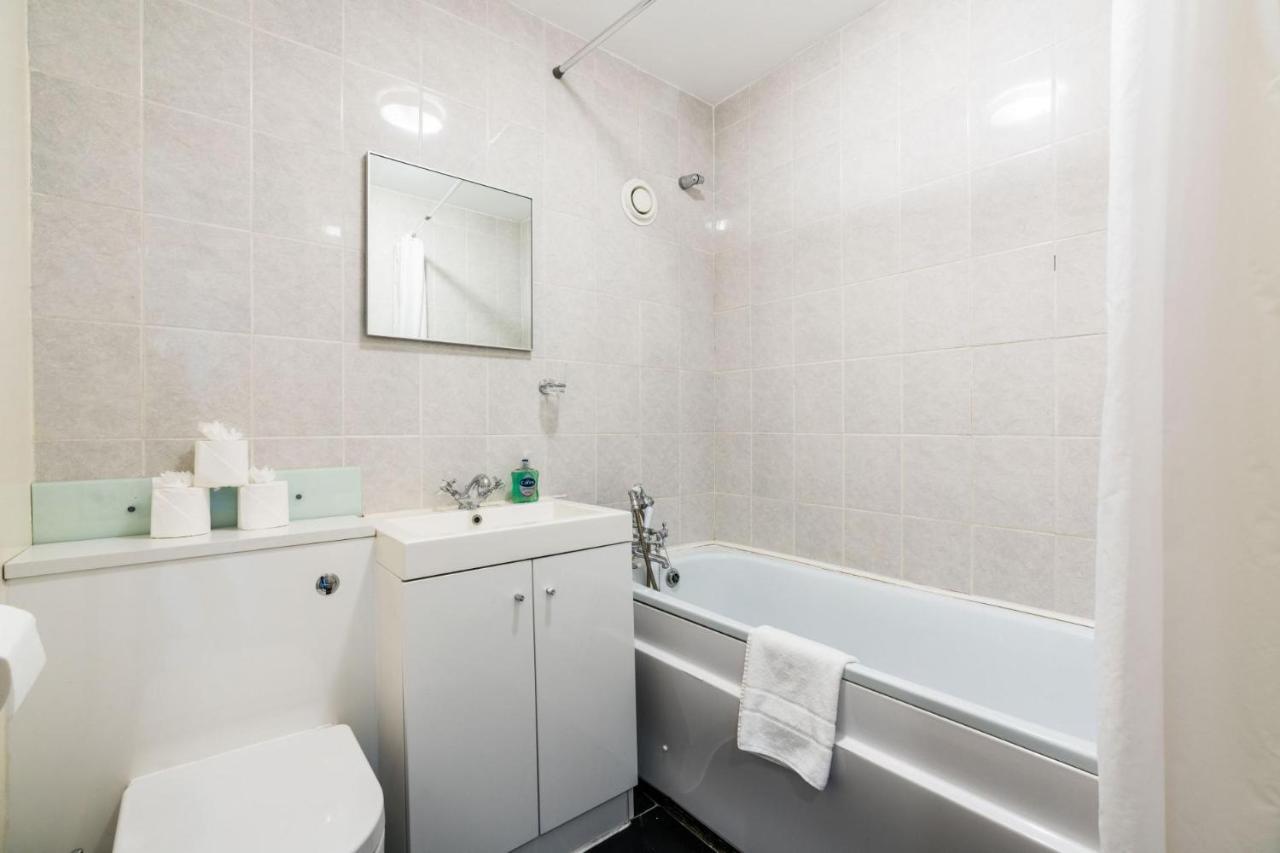 A Skyhigh For 2 In Vauxhall * London