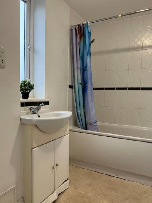 New Build 2 Bed Flat, Apartment