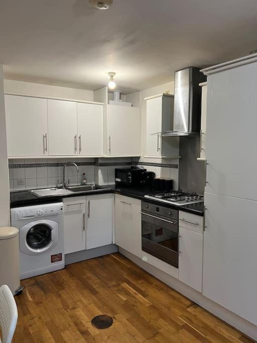 Apartment New Build 2 Bed Flat, London