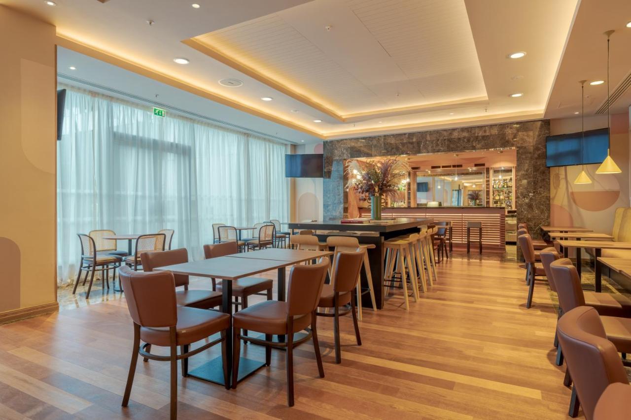 Hotel Pestana Chelsea Bridge & 4*