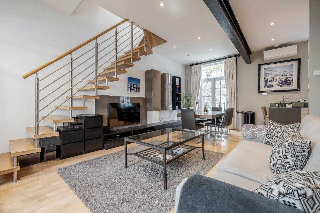 Luxurious Mews House Next To Hyde Park Apartment London
