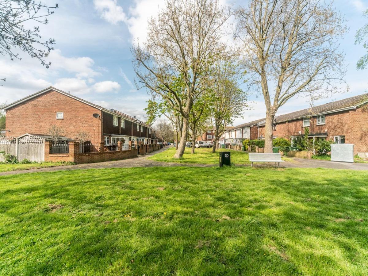Holiday home Pass The Keys Spacious Cosy Close To Abbey Wood