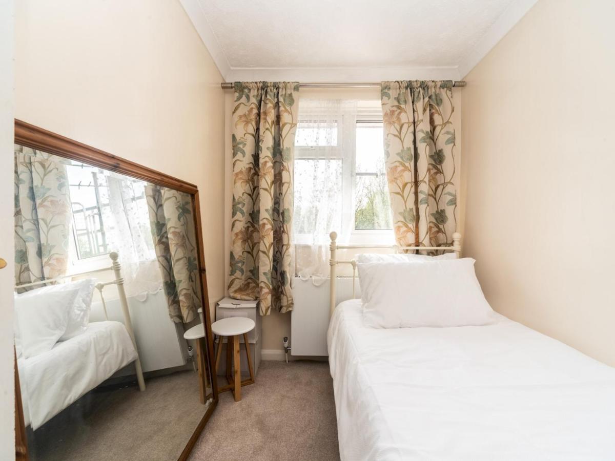 Holiday home Pass The Keys Spacious Cosy Close To Abbey Wood London