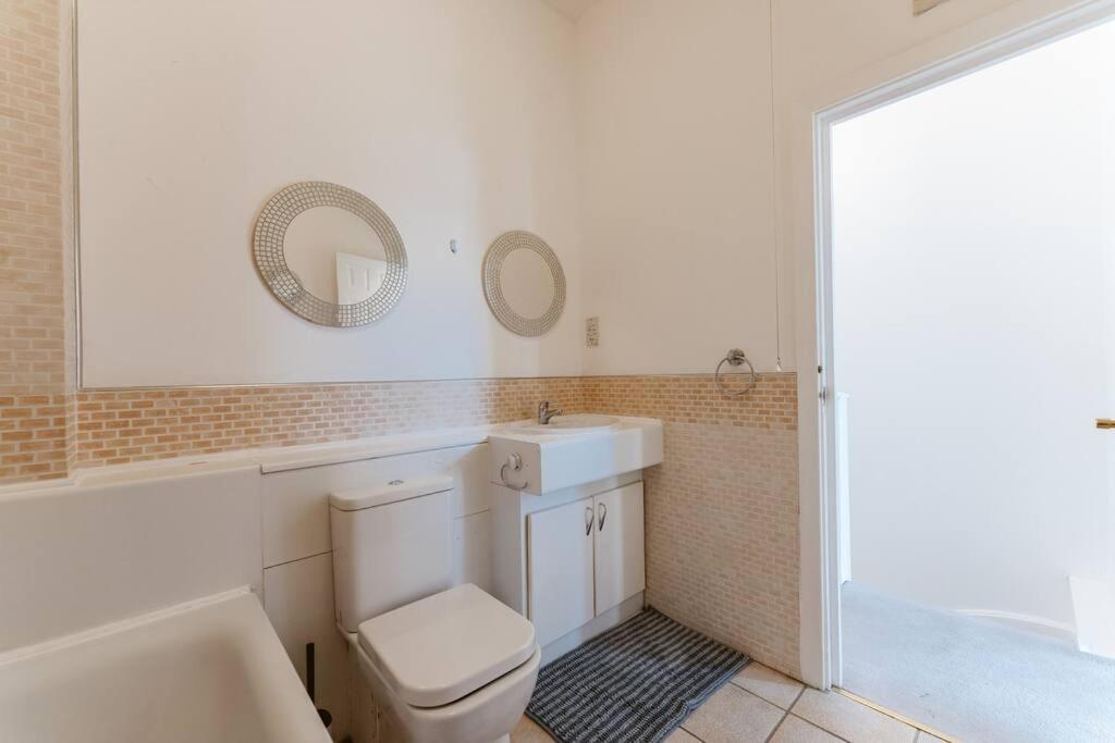 Apartment Comfortable Double For Your Getaway London