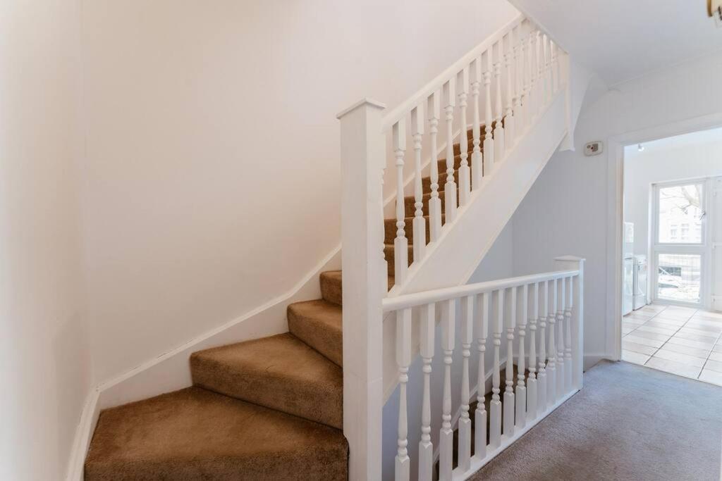 Apartment Comfortable Double For Your Getaway London