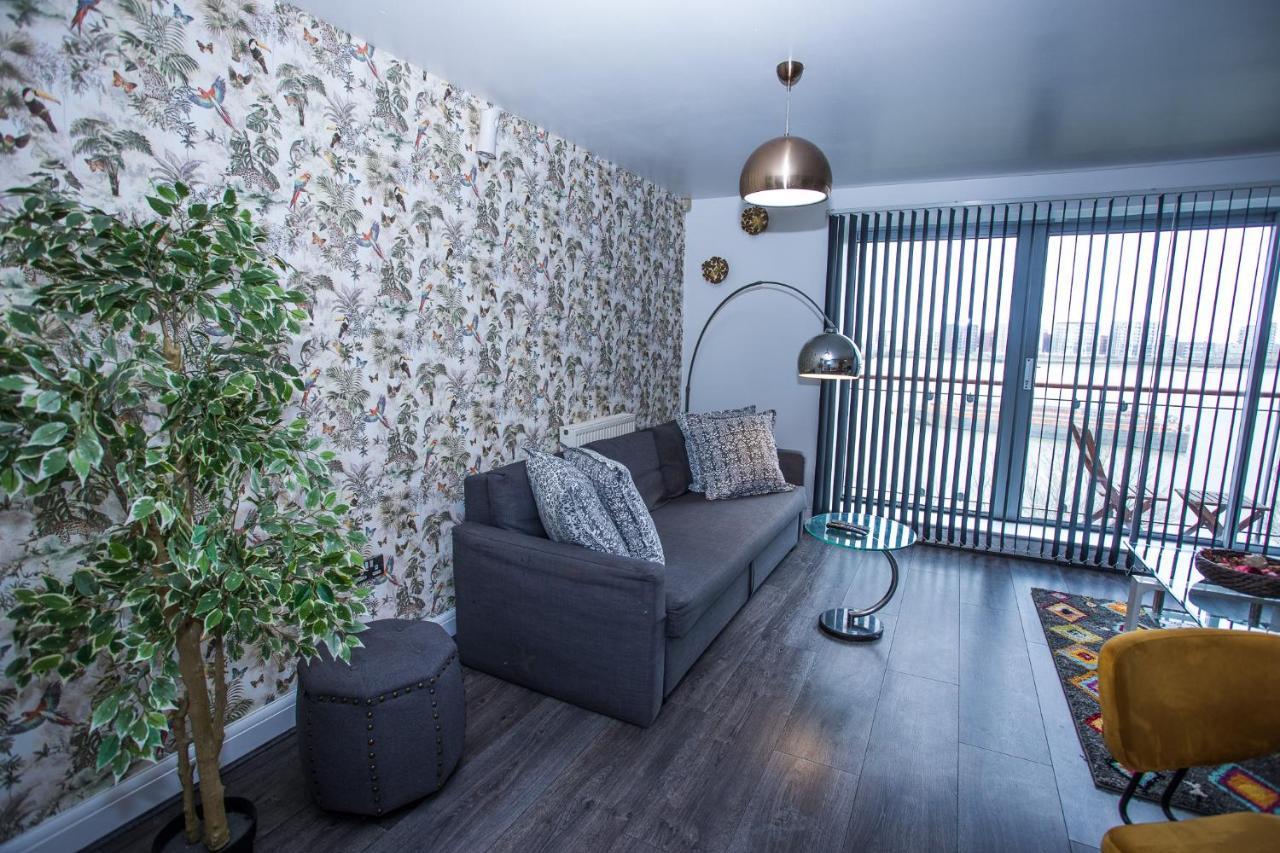 Apartment Remarkable 2-bed With Sea View *