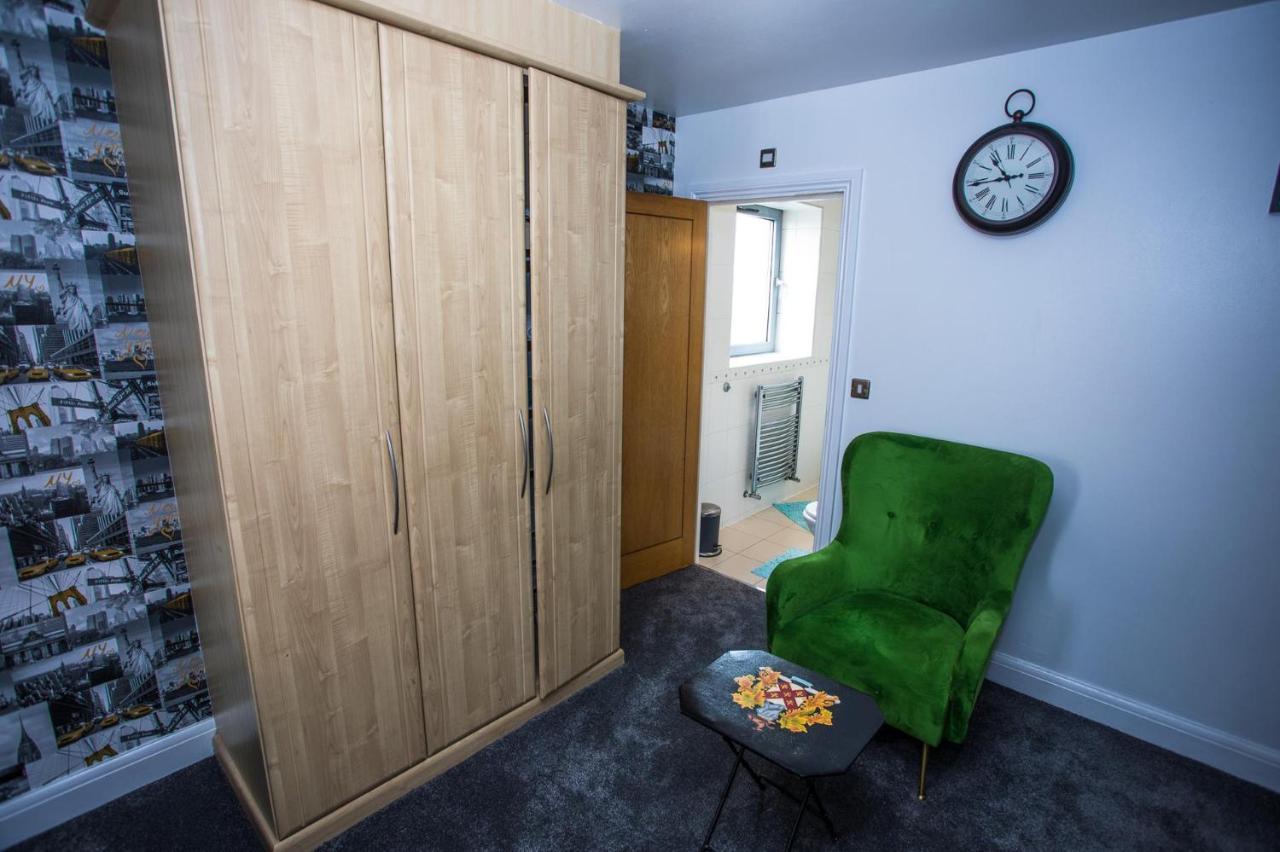 Apartment Remarkable 2-bed With Sea View London