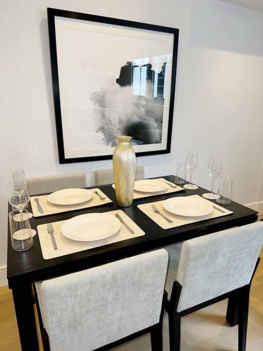 Londwell, Luxe And Leaves, Chelsea Flat With Private Garden Apartamento