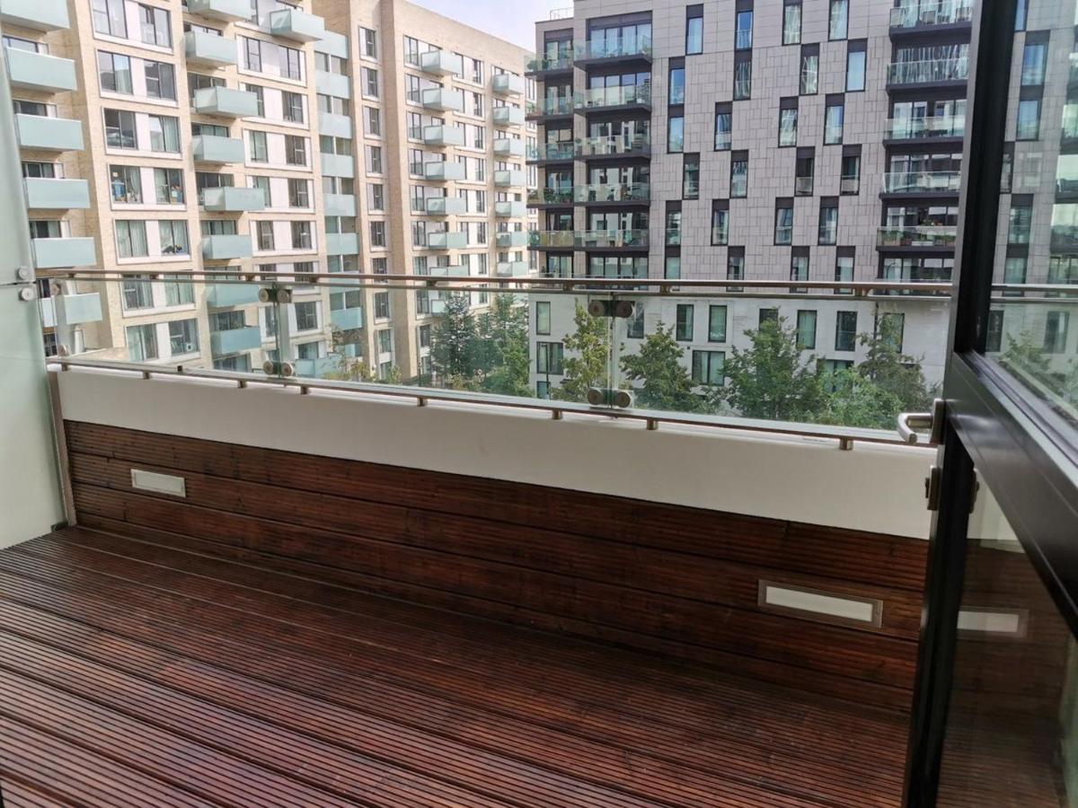 Viktoras 3 Bedroom Apartment *