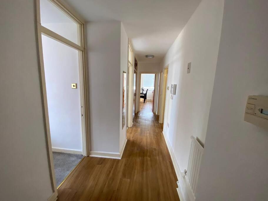 Sentinel 2 Bed In Nw Londres