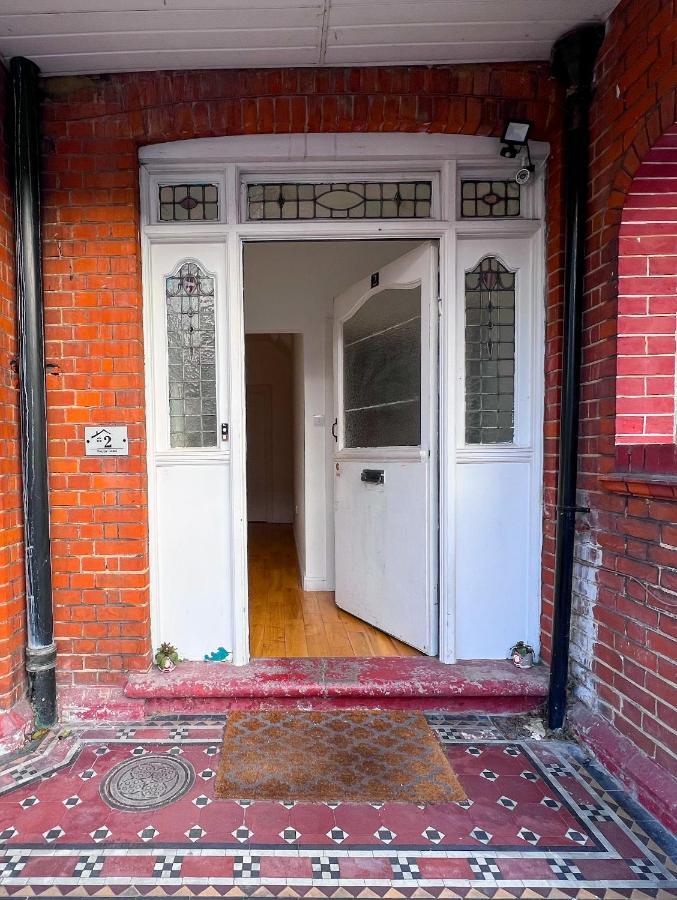 Zozy Happy Land Guest house *