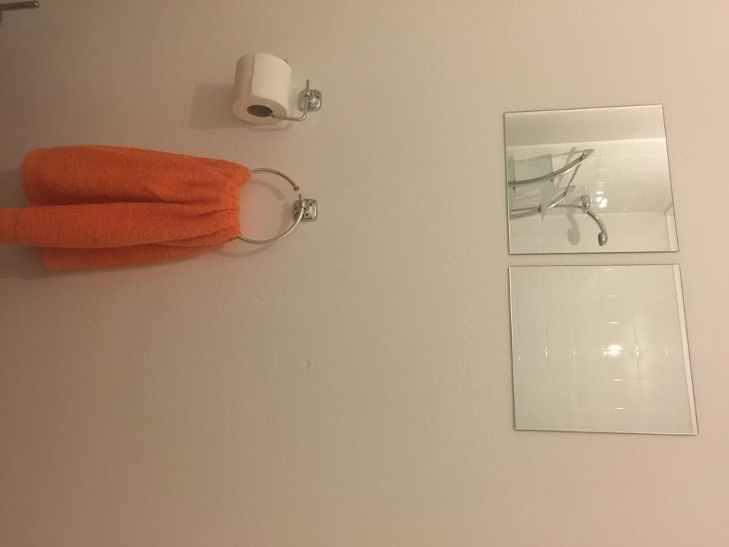 Nice 3 Bed & Breakfast London