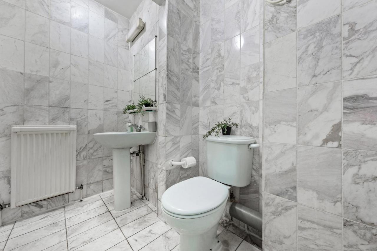 Flat In * London