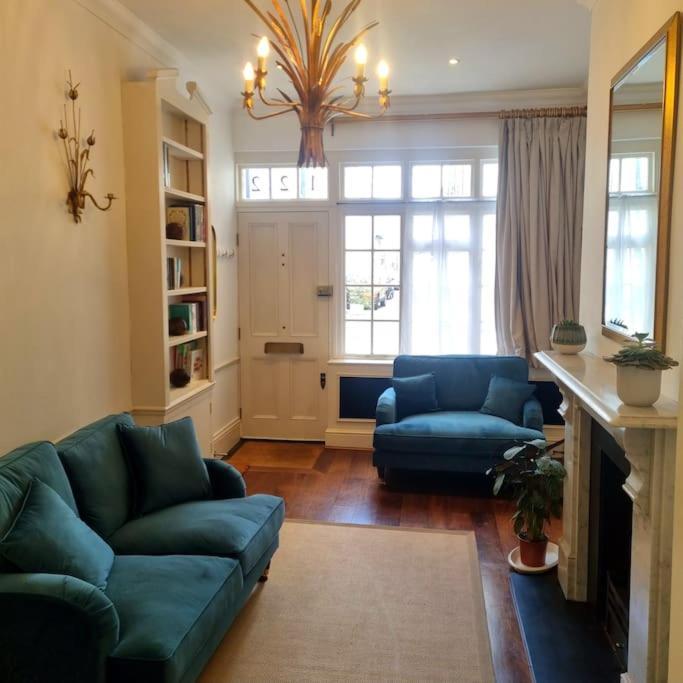 Holiday home The Mews House