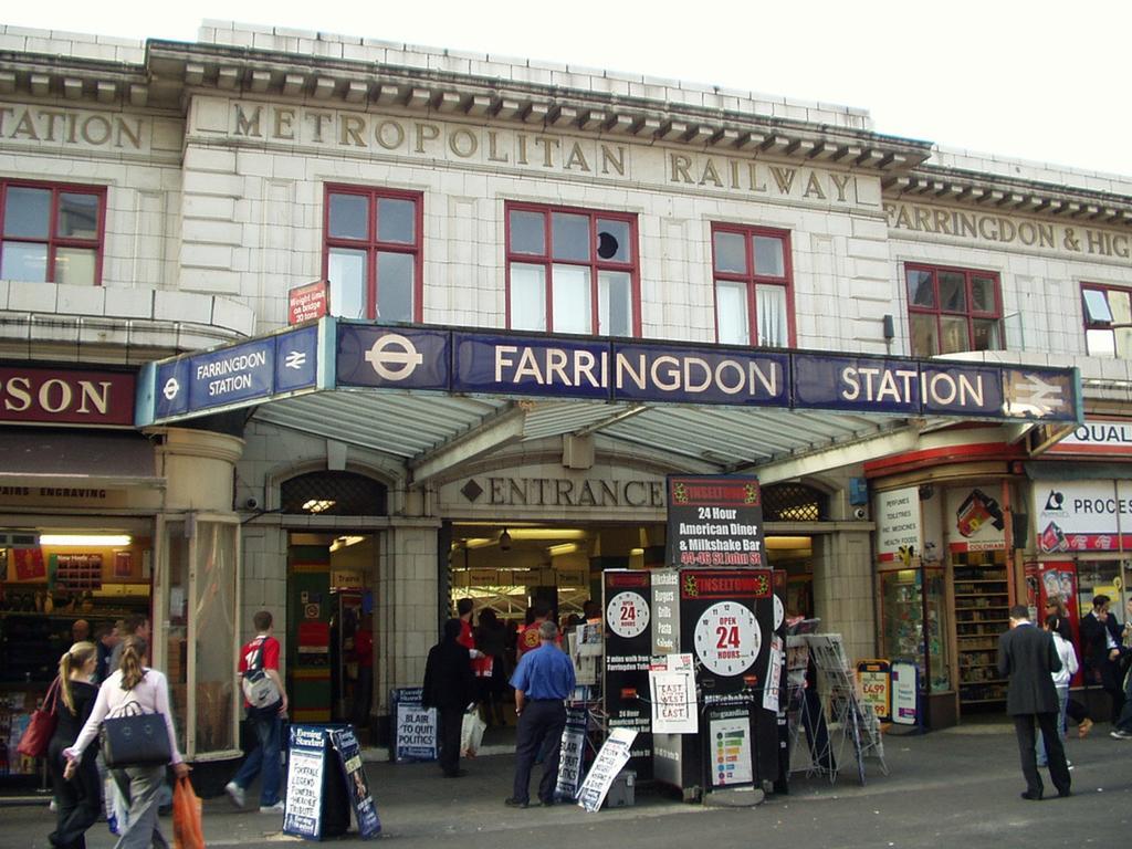 Farringdon Deluxe *