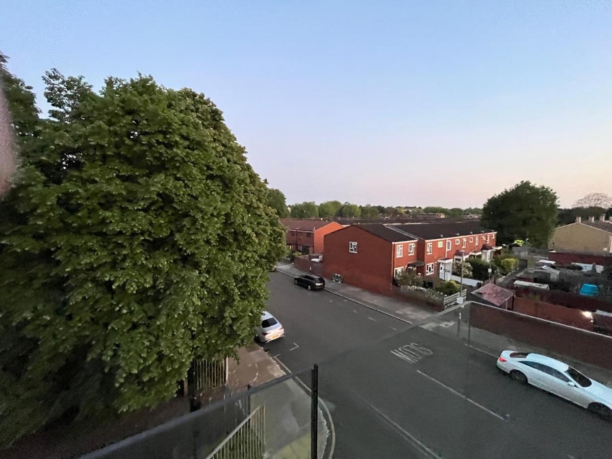 Cozy Two Bed In Clapham 1 * London