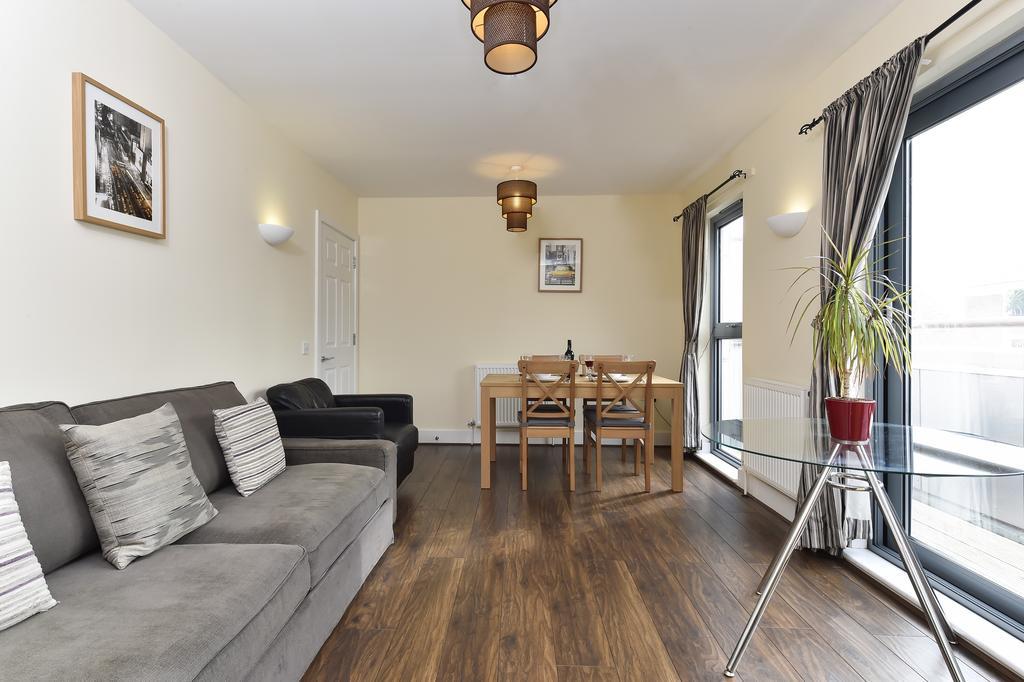 Apartamento Beautiful 4-bedroom Flat In Bridge/borough!