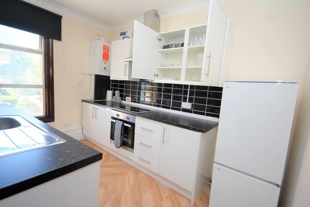 Lovely 3bedroom * London