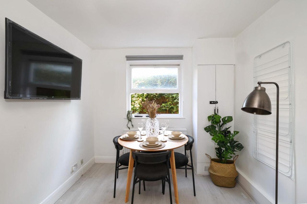 Apartment W For 4. Open Plan Kitchen/living
