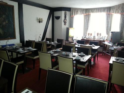 Manor London