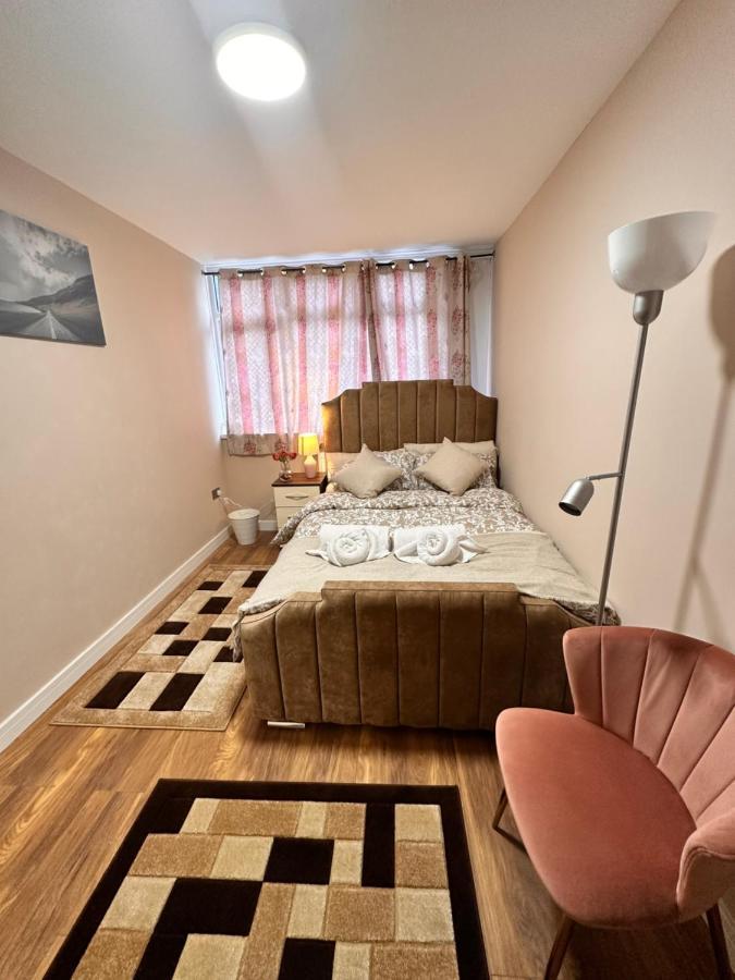 Canary Wharf Single Double And En-suite Casa de hóspedes Londres