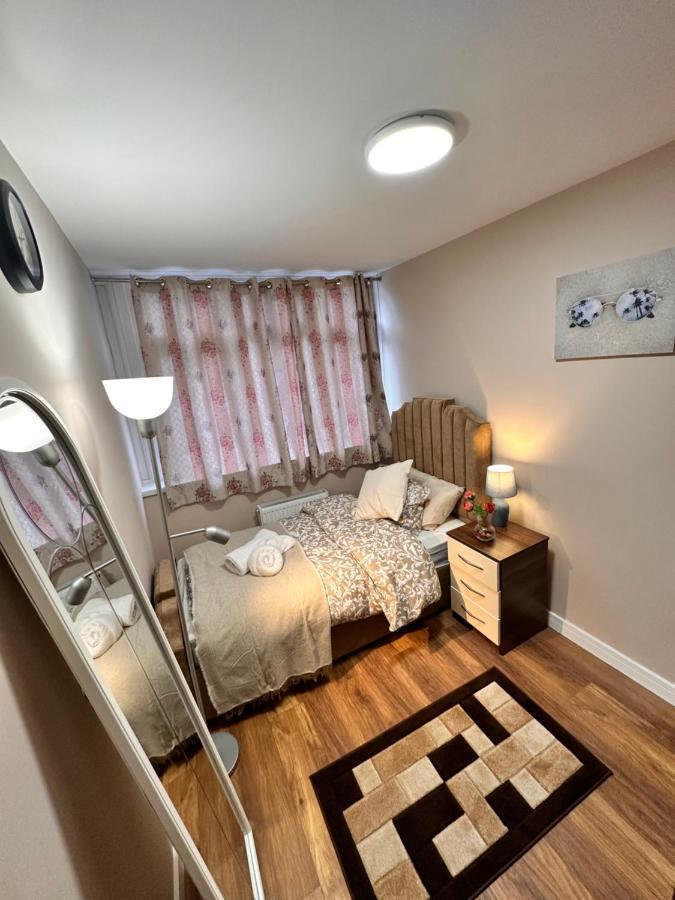 Canary Wharf Single Double And En-suite Casa de hóspedes *