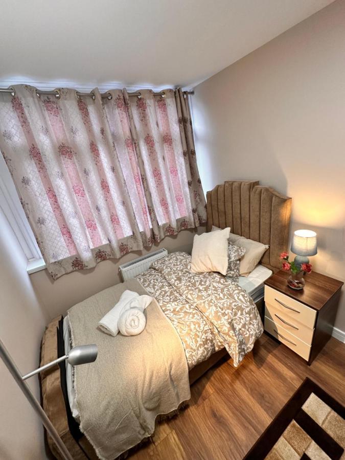 Canary Wharf Single Double And En-suite Casa de hóspedes Londres